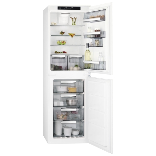 Integrated No Frost Fridge Freezer 50/50